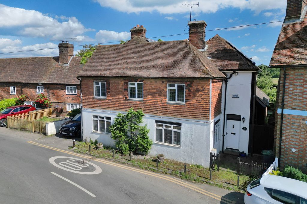 Property photo 2 of 59
