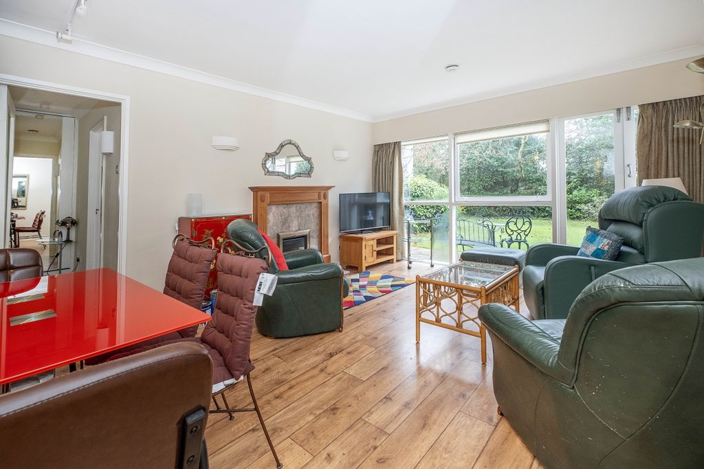 Property photo 1 of 9 Parkleys-0008 Cop...