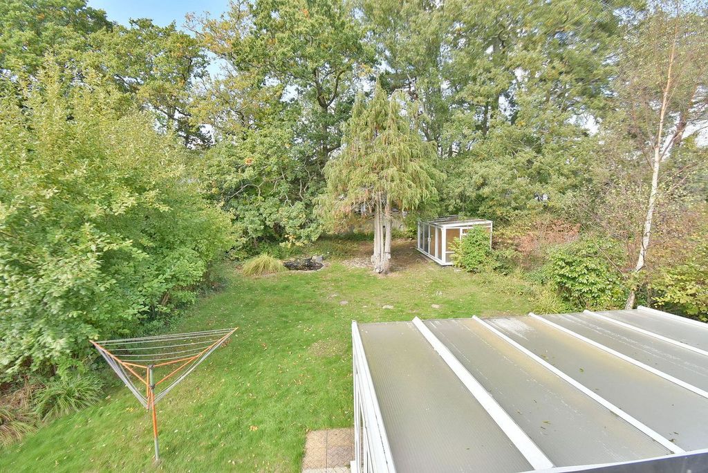 Property photo 2 of 22