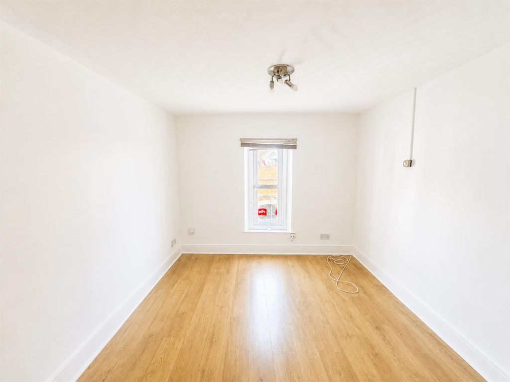 Property photo 3 of 4 Dfbf6268-6Aaf-4427-Ae40-81365218166d.Png