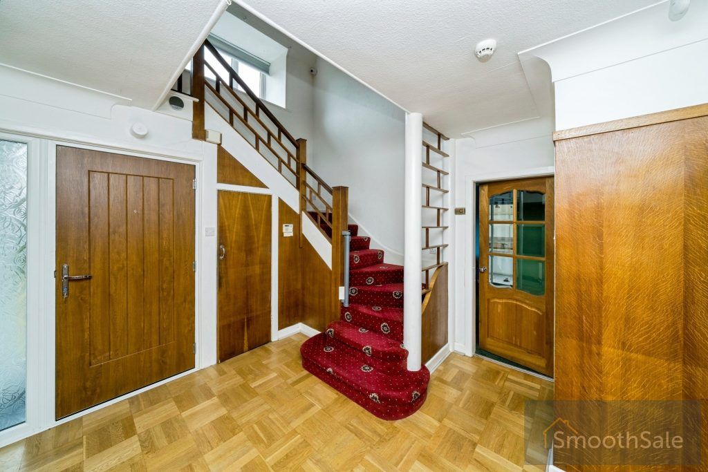 Property photo 2 of 24