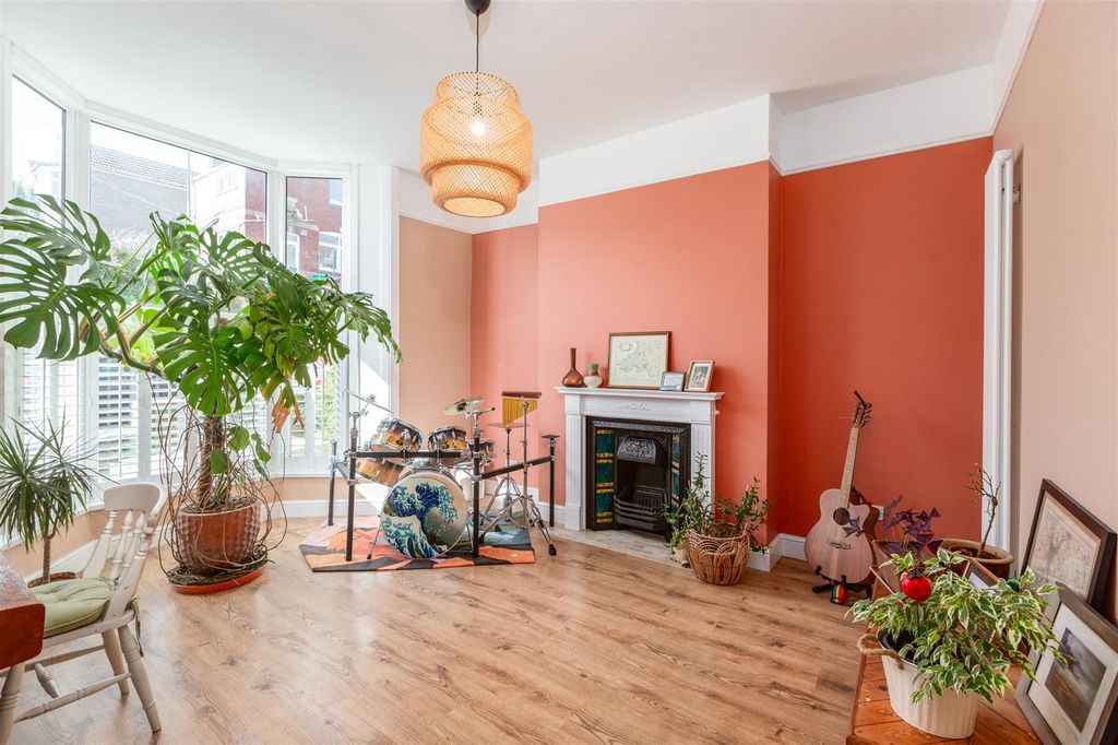 Property photo 3 of 46 Cz0A8514-Edit.Jpg