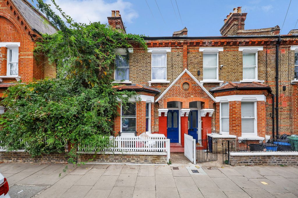 Property photo 1 of 7