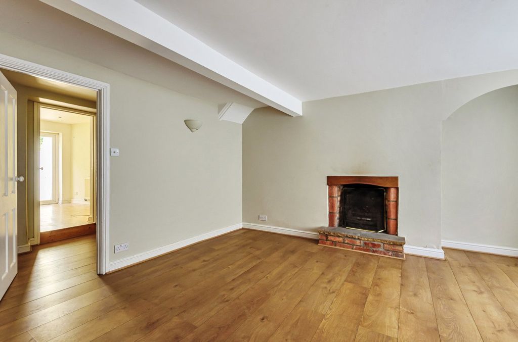 Property photo 3 of 10 Picture No. 11