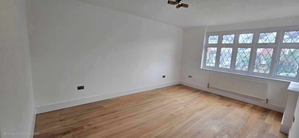 Property photo 3 of 12 2nd Recepion Or 5th Bedroom