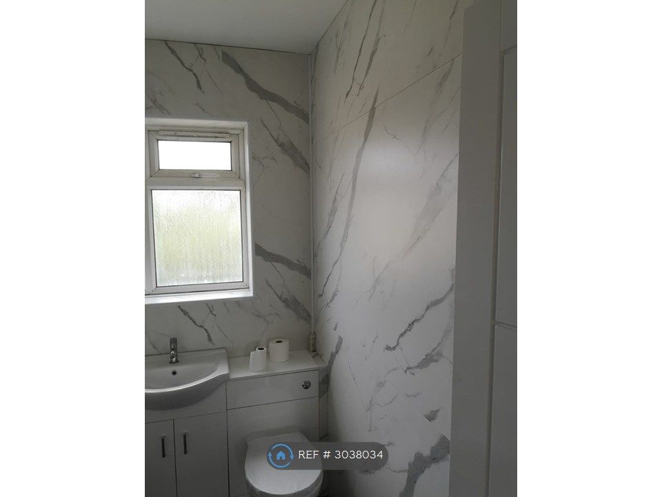 Property photo 3 of 26