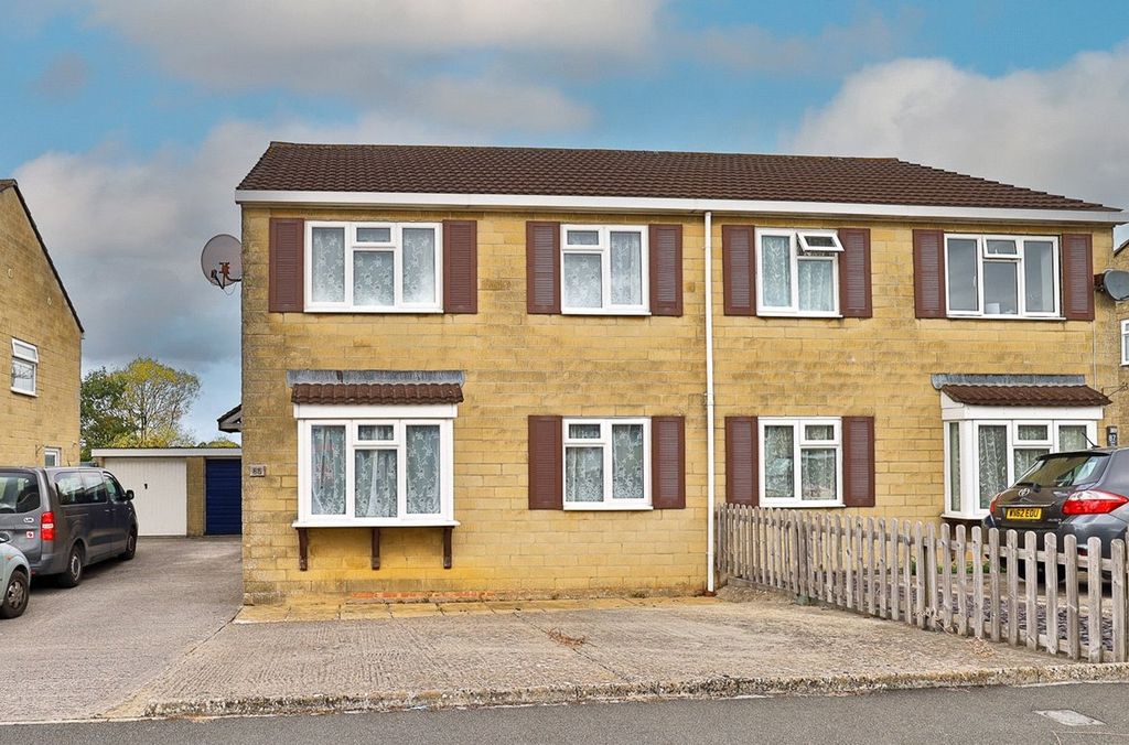 Property photo 1 of 18 Picture No. 02