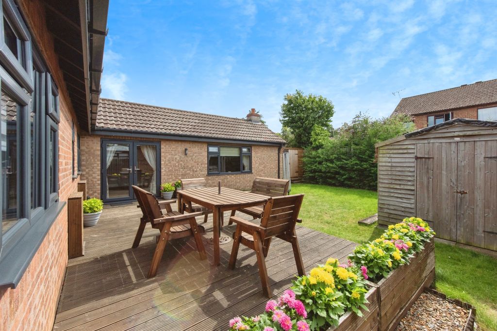 Property photo 2 of 17