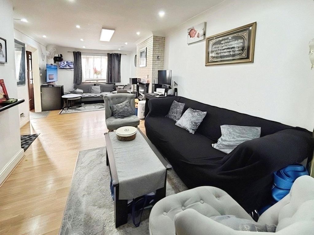 Property photo 2 of 14 Reception Room