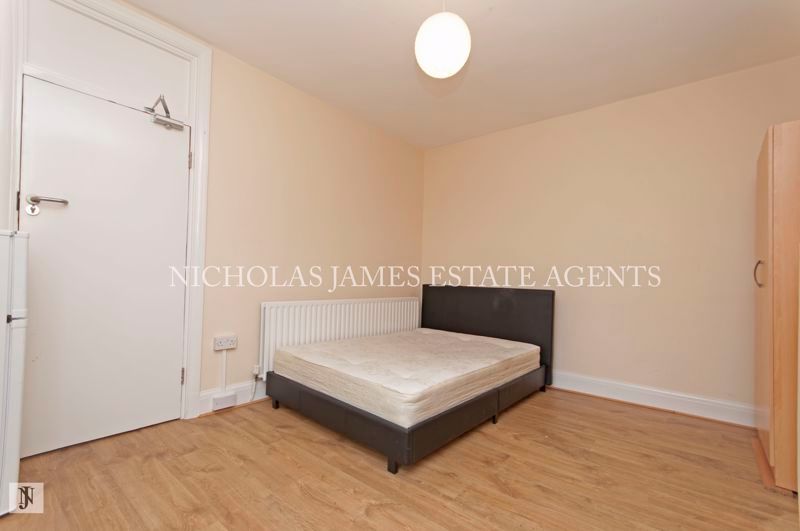 Property photo 2 of 5 Photo 5