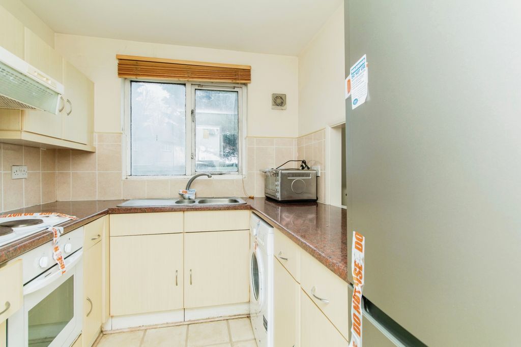 Property photo 2 of 17 Photography