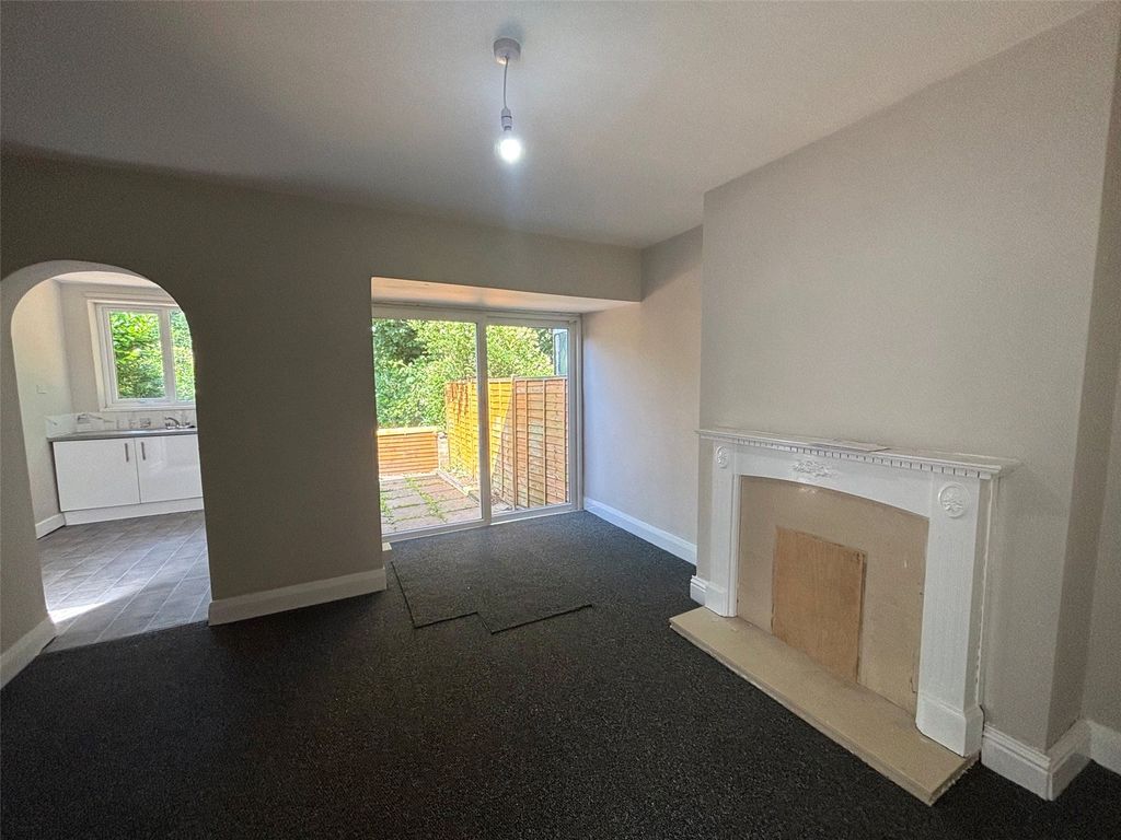 Property photo 3 of 14 Living Room