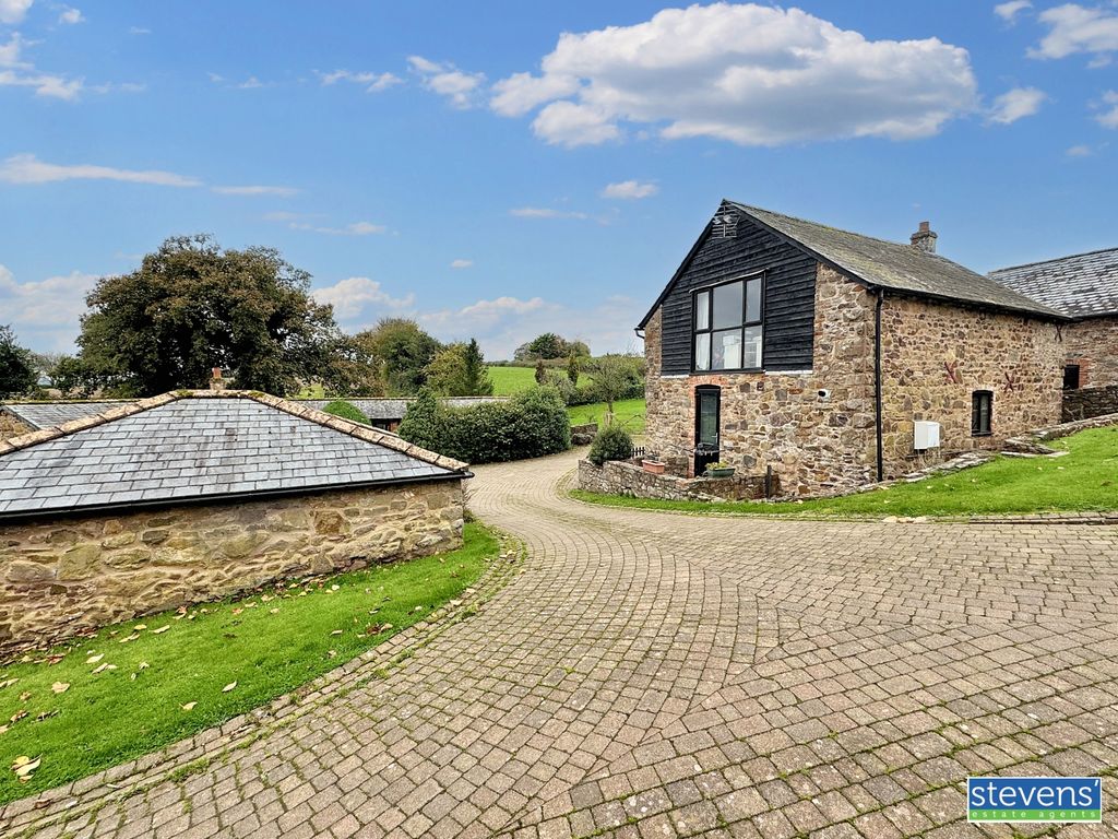 Property photo 2 of 8 Img_5442