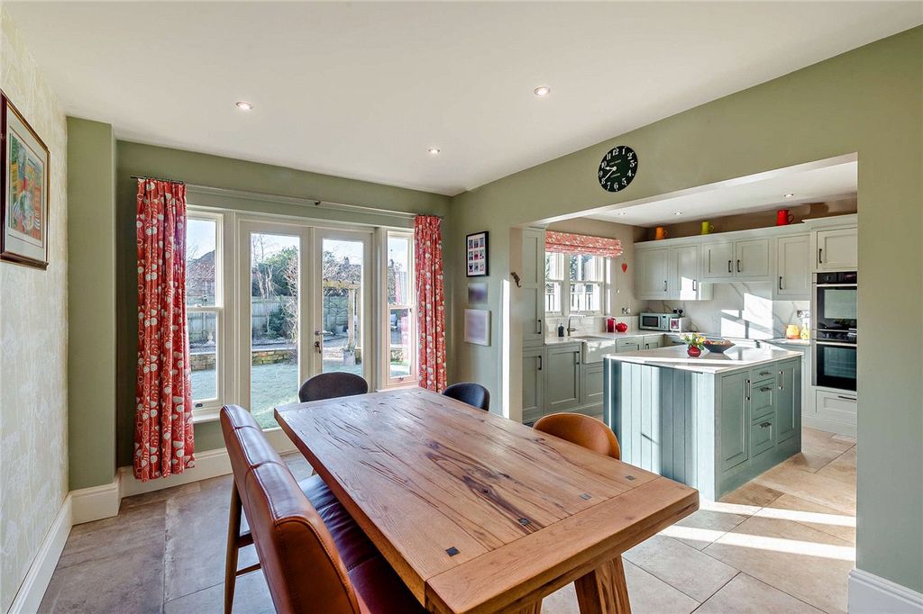 Property photo 2 of 15 Picture No. 01