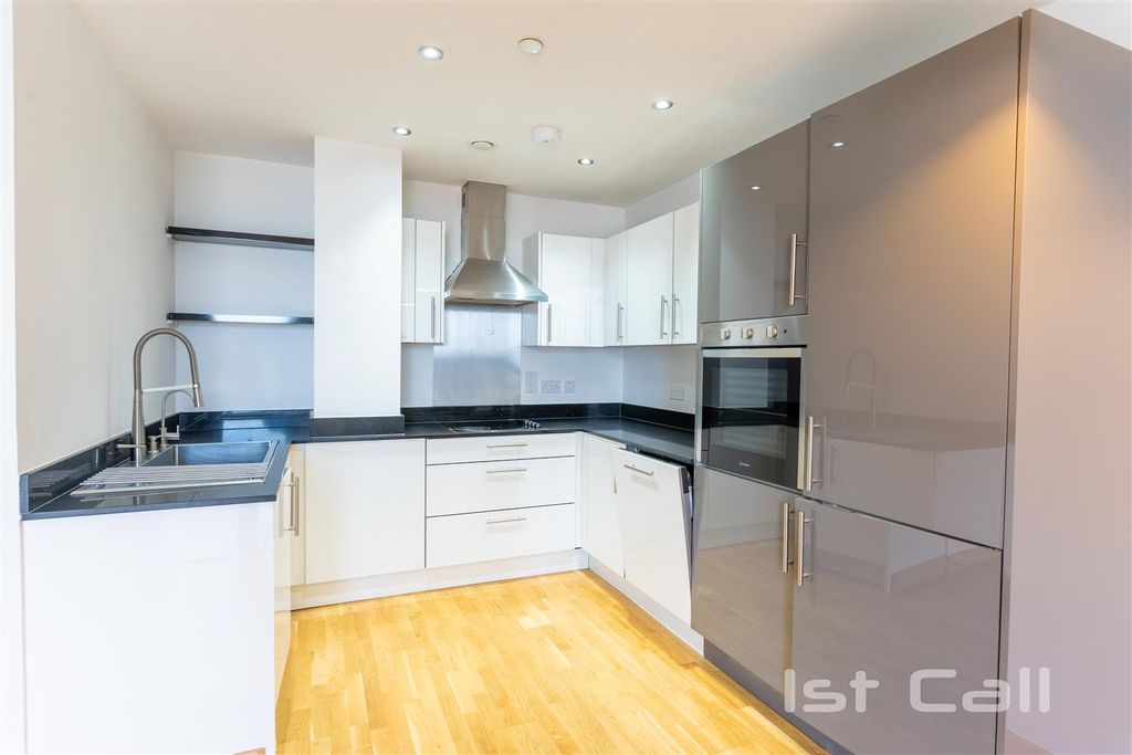 Property photo 3 of 13 Kitchen Area