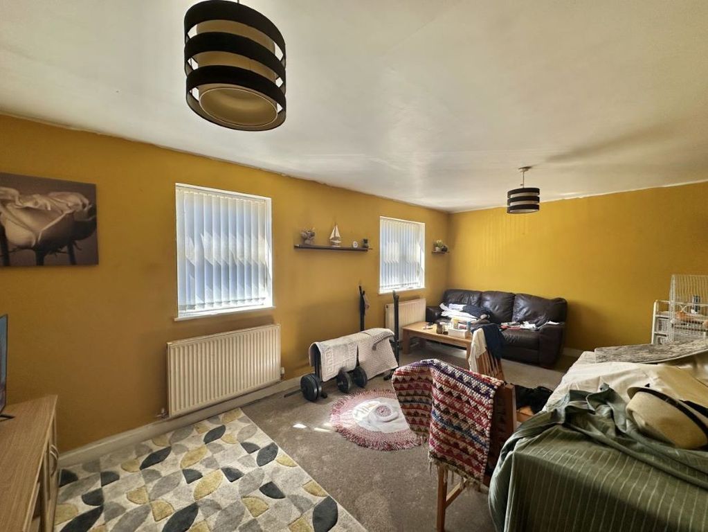 Property photo 2 of 6 Image 2