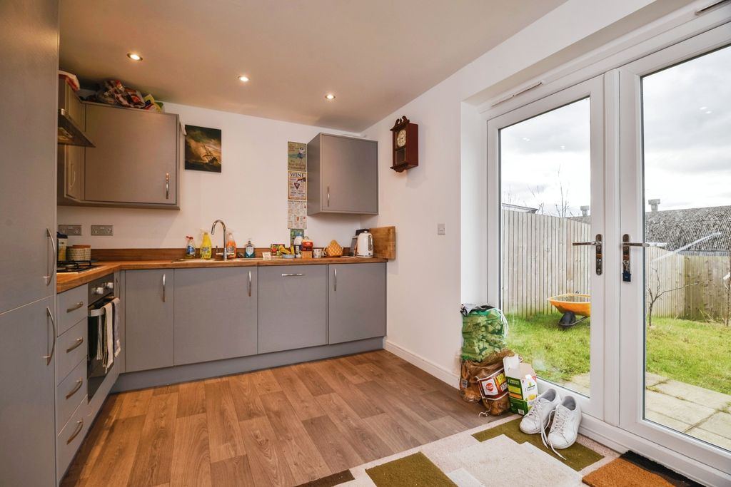 Property photo 2 of 17 Photography