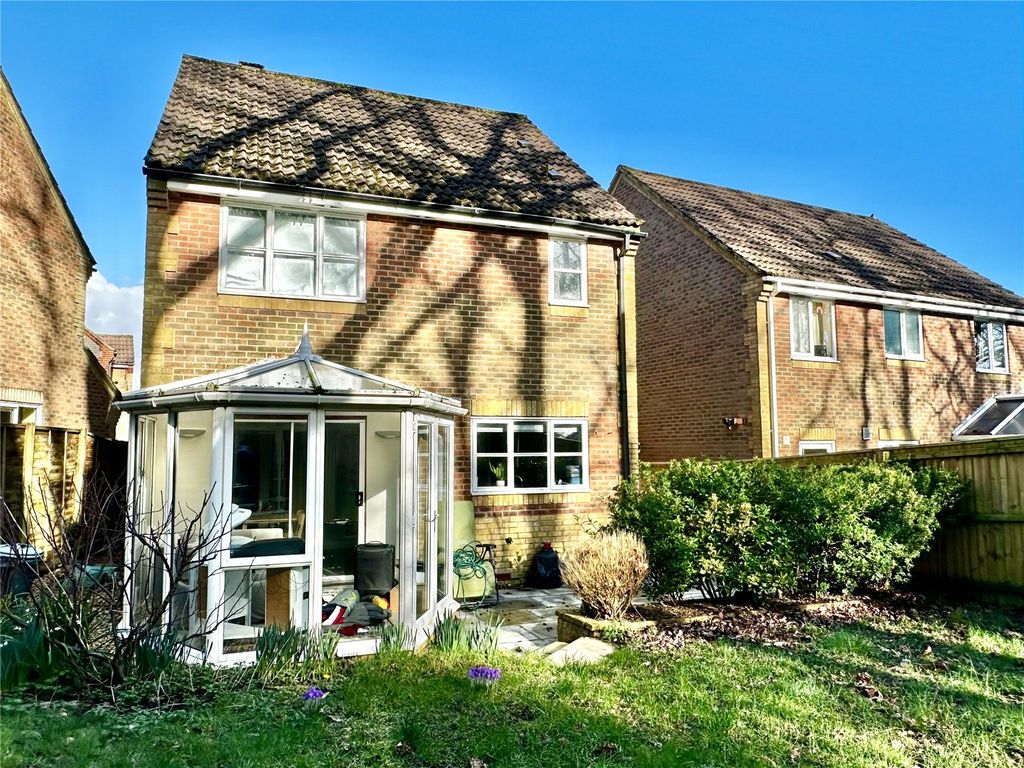 Property photo 2 of 12 Picture No. 13