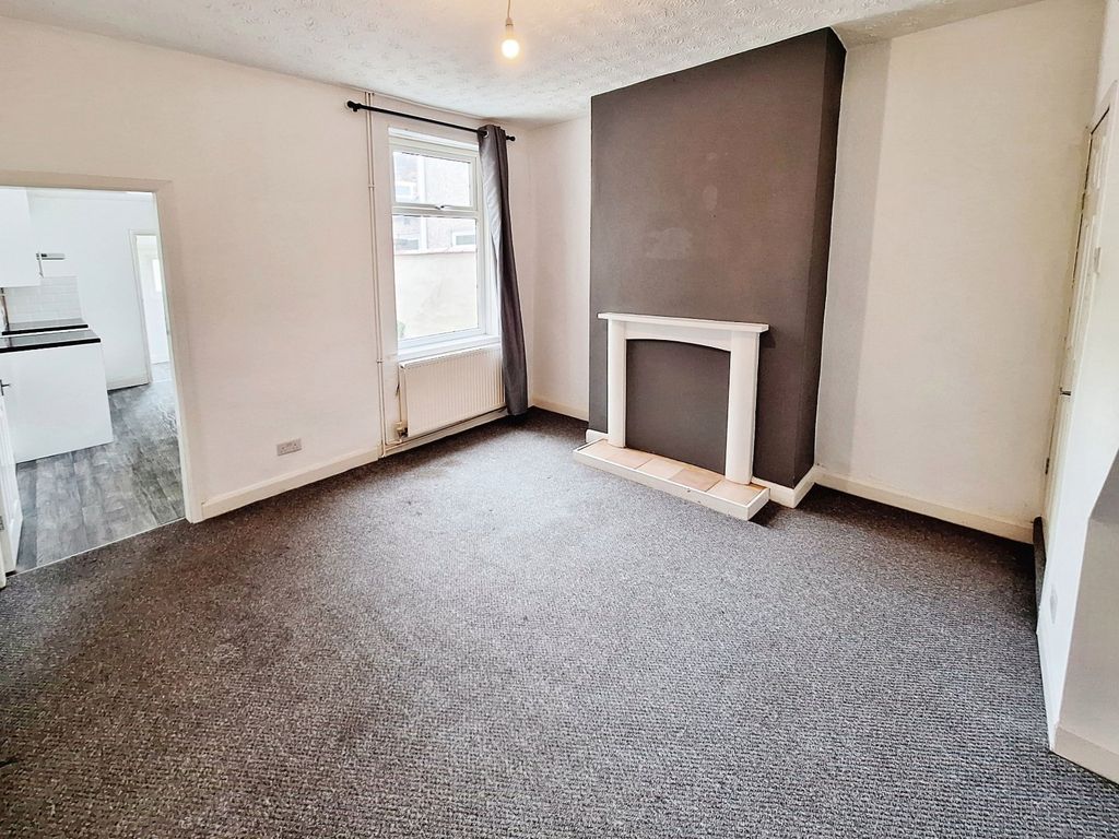 Property photo 2 of 9 Living Room