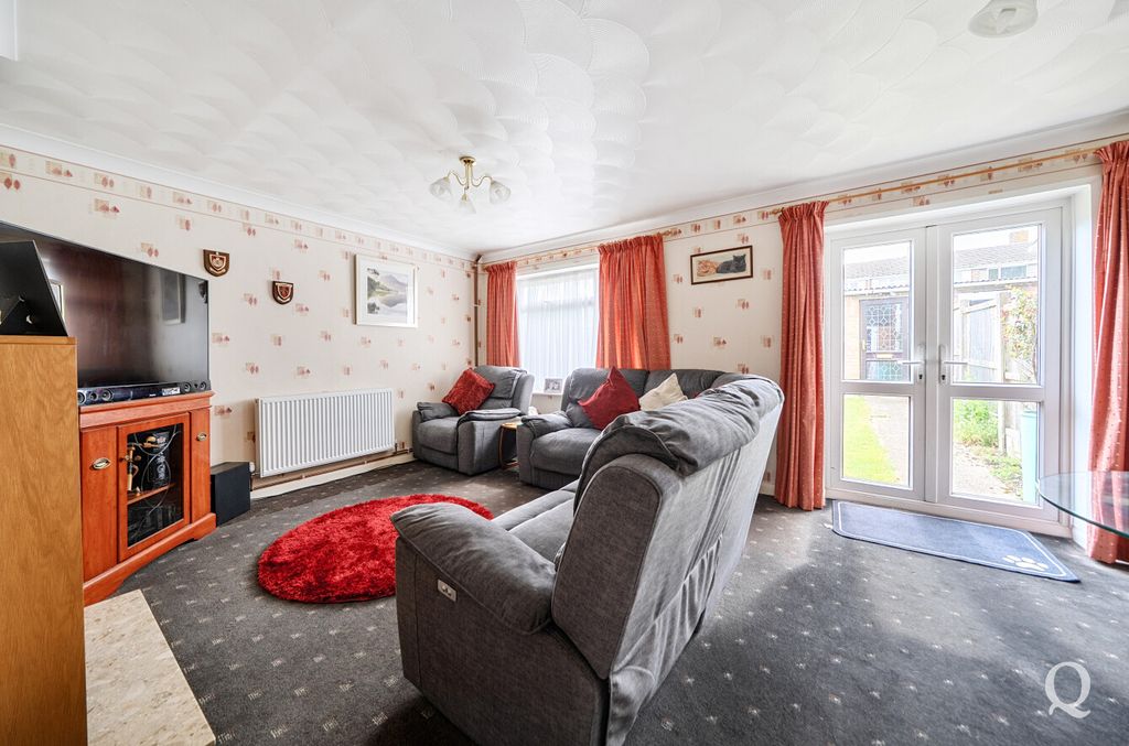 Property photo 3 of 18 31Bb0Bf5-6Fb8-494...