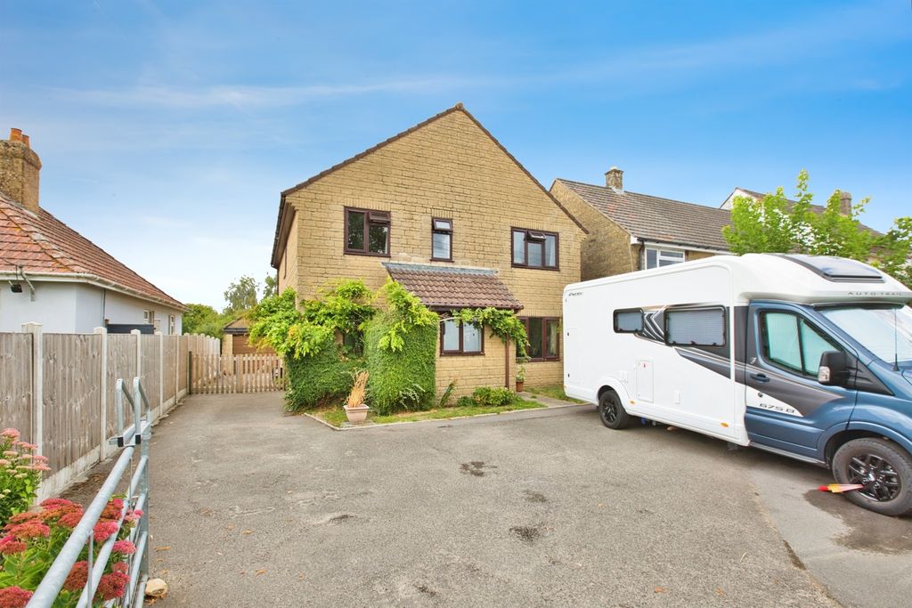 Property photo 1 of 26