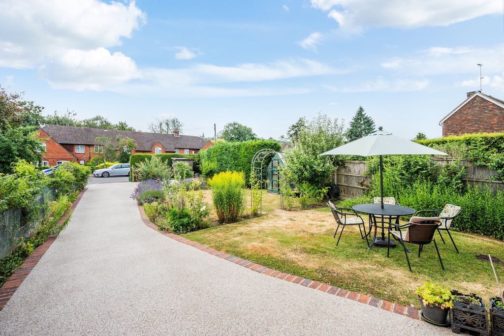 Property photo 3 of 22