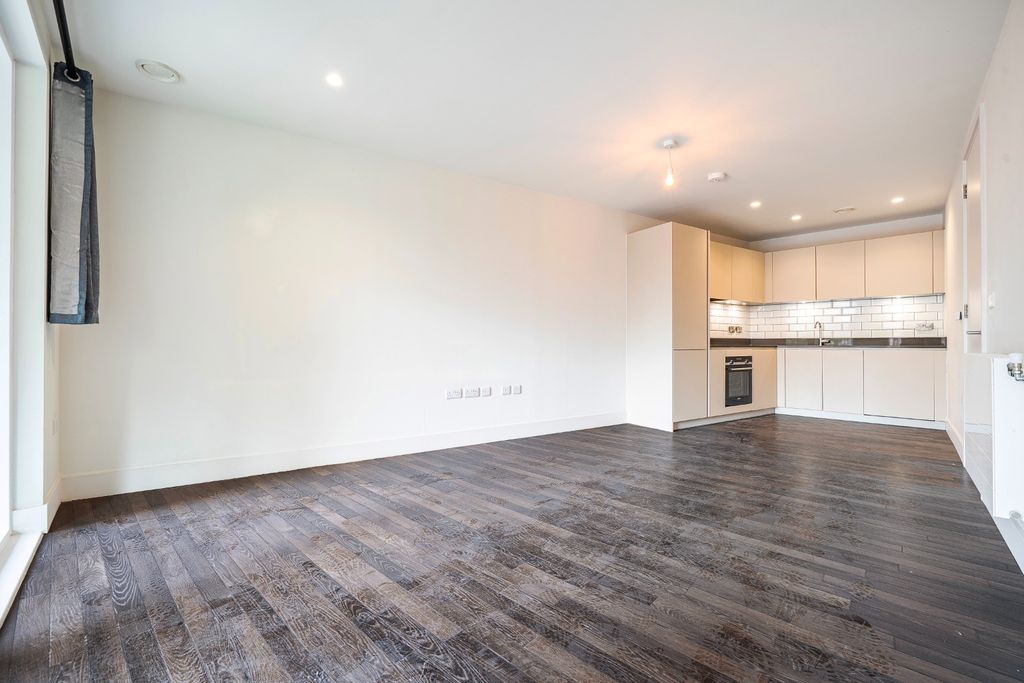 Property photo 3 of 10 5137585