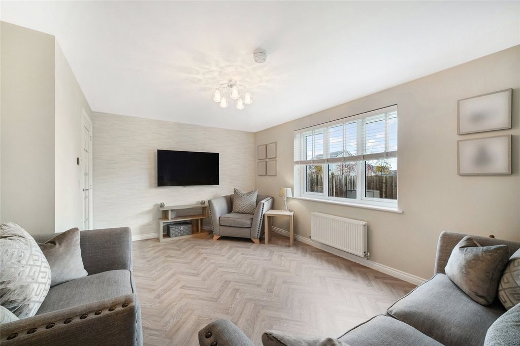 Property photo 3 of 18 Picture No. 04