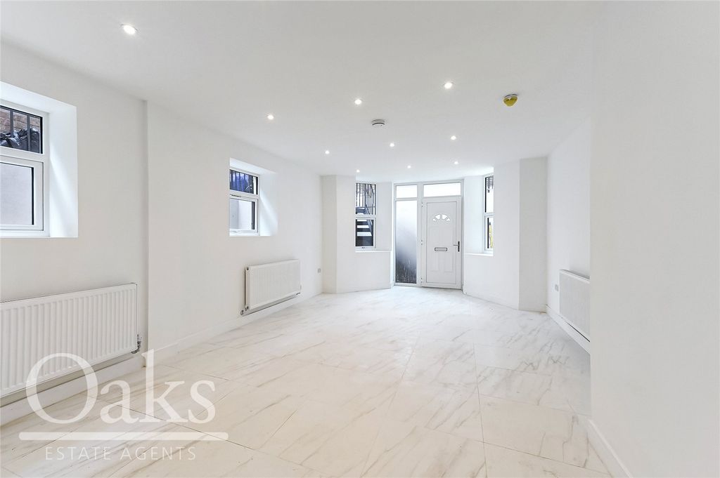 Property photo 3 of 10 Picture No. 09