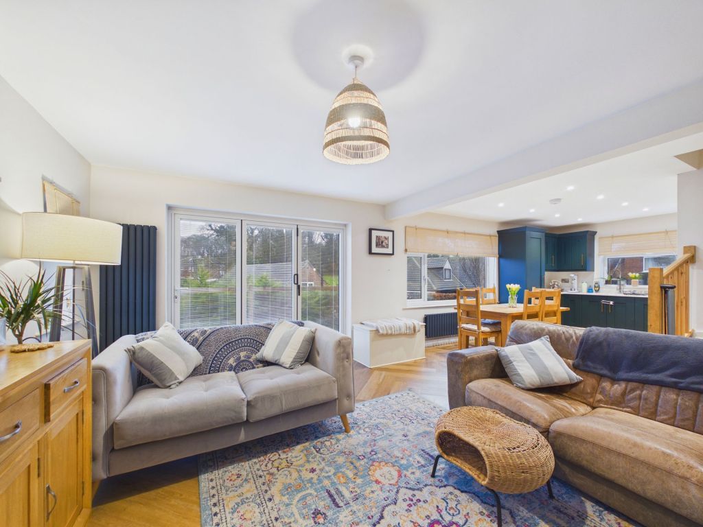 Property photo 3 of 25