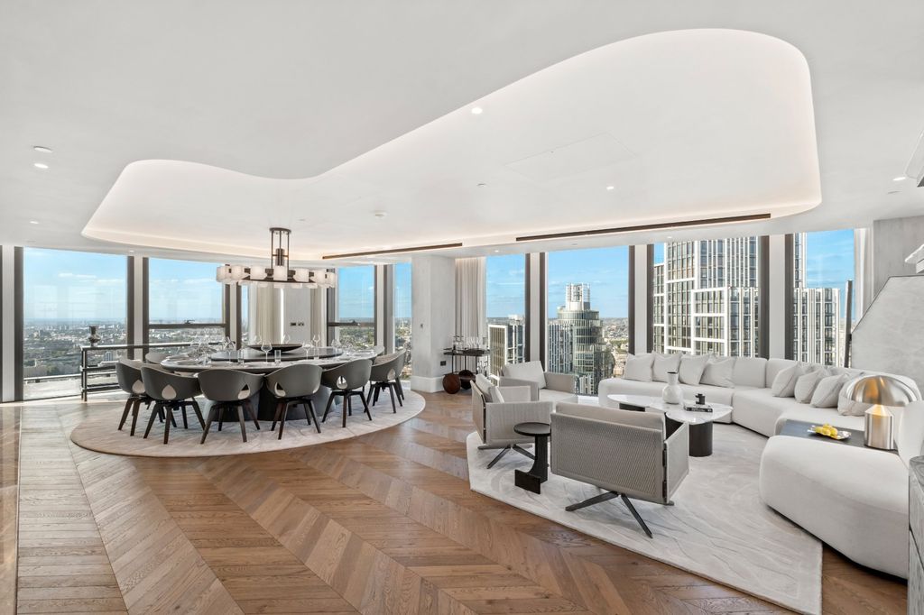 Property photo 2 of 21