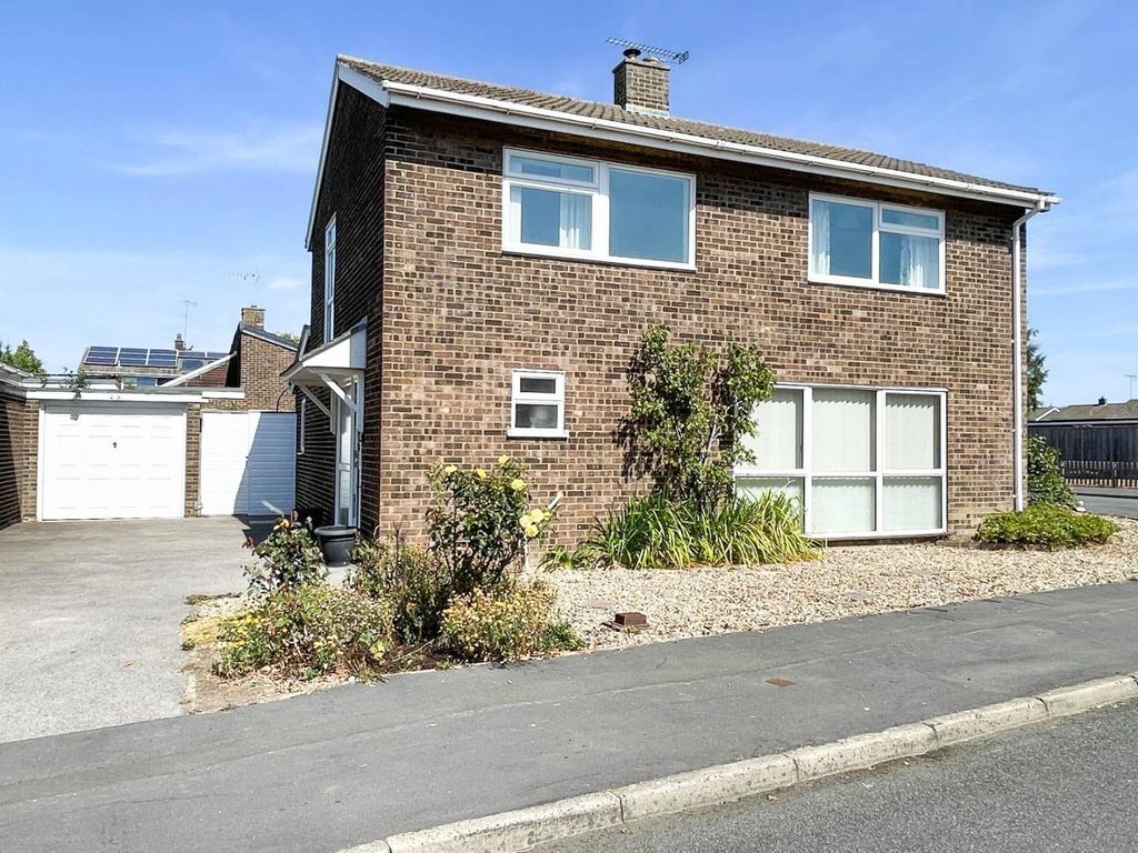 Property photo 1 of 13 Ae1F8137-F6d8-4188-B474-16Edf12F81Ea.Jpg