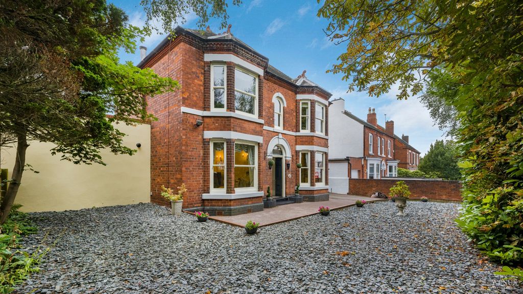 Property photo 2 of 32 3538816