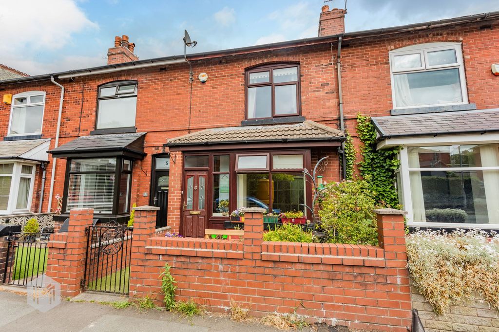 Property photo 1 of 18