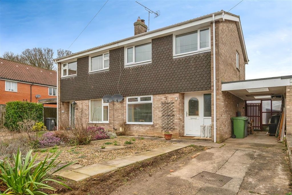 Property photo 1 of 26