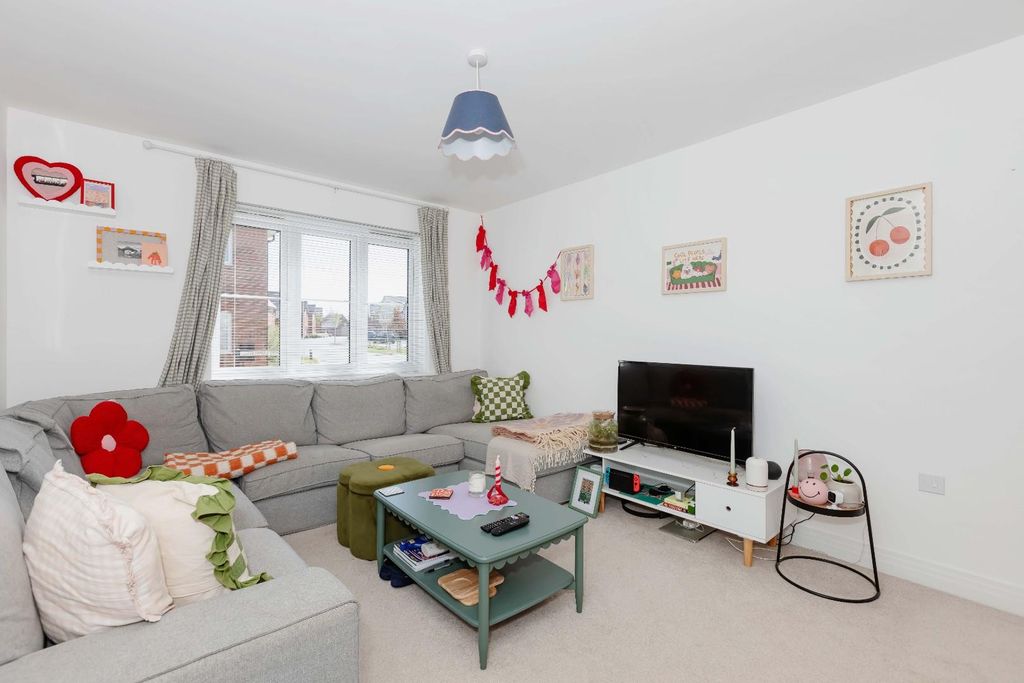 Property photo 3 of 21 Gatekeepers_10.Jpg