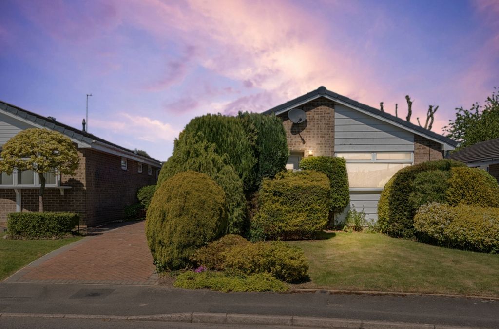 Property photo 1 of 17 Dusk View