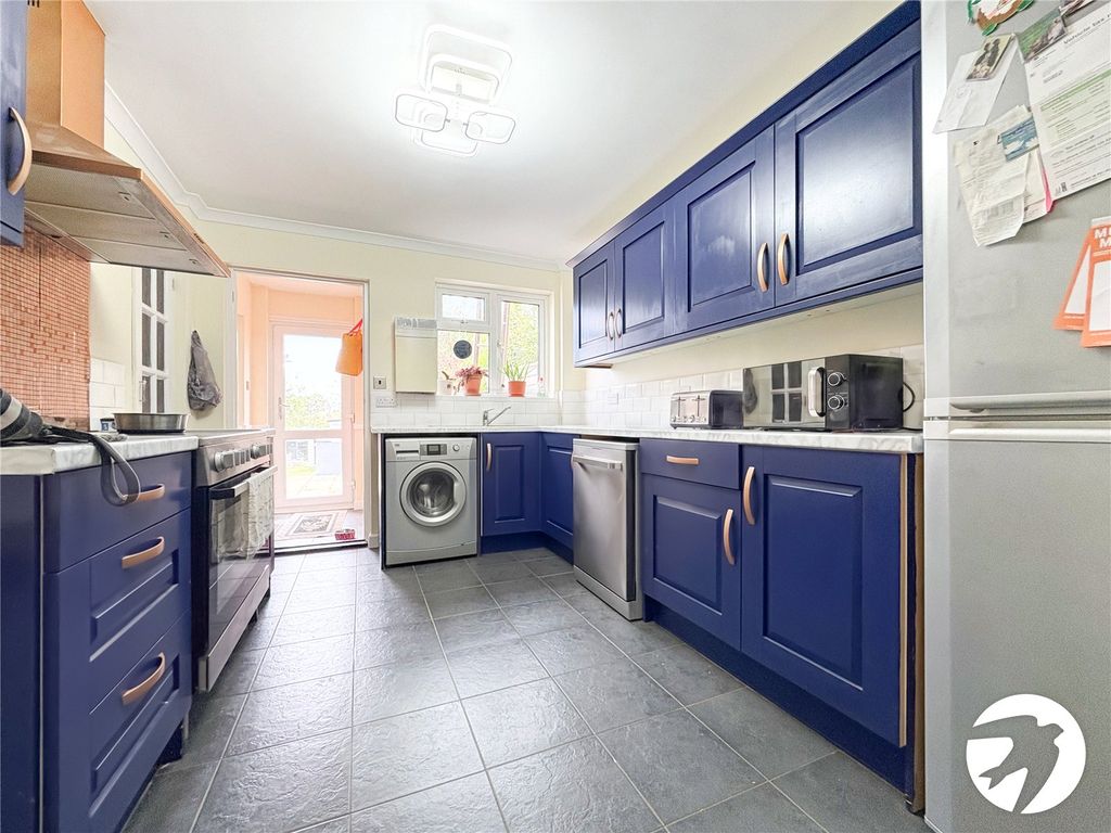 Property photo 3 of 20 Picture No. 15