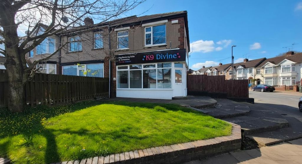 Property photo 3 of 31