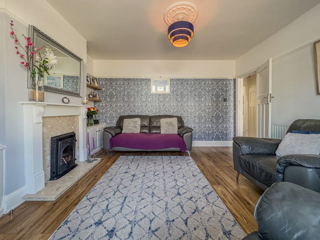 Property photo 3 of 29 4524233
