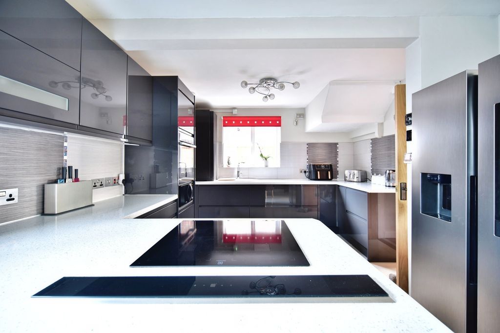 Property photo 2 of 20 Dsc_1323