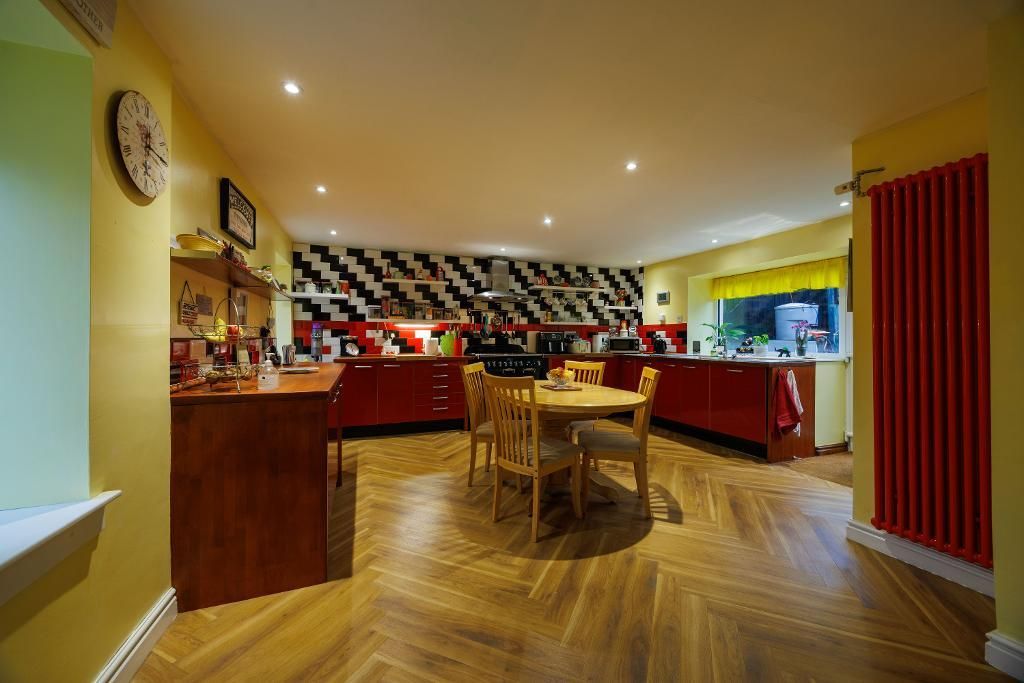 Property photo 3 of 28 Photo 3