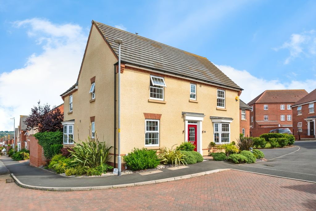 Property photo 1 of 18 Image