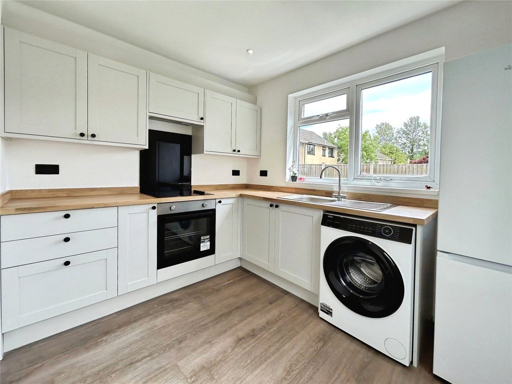 Property photo 3 of 13 Picture No. 18