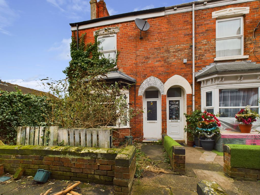 Property photo 1 of 8 2Â Bedroom End Terrace For Sale