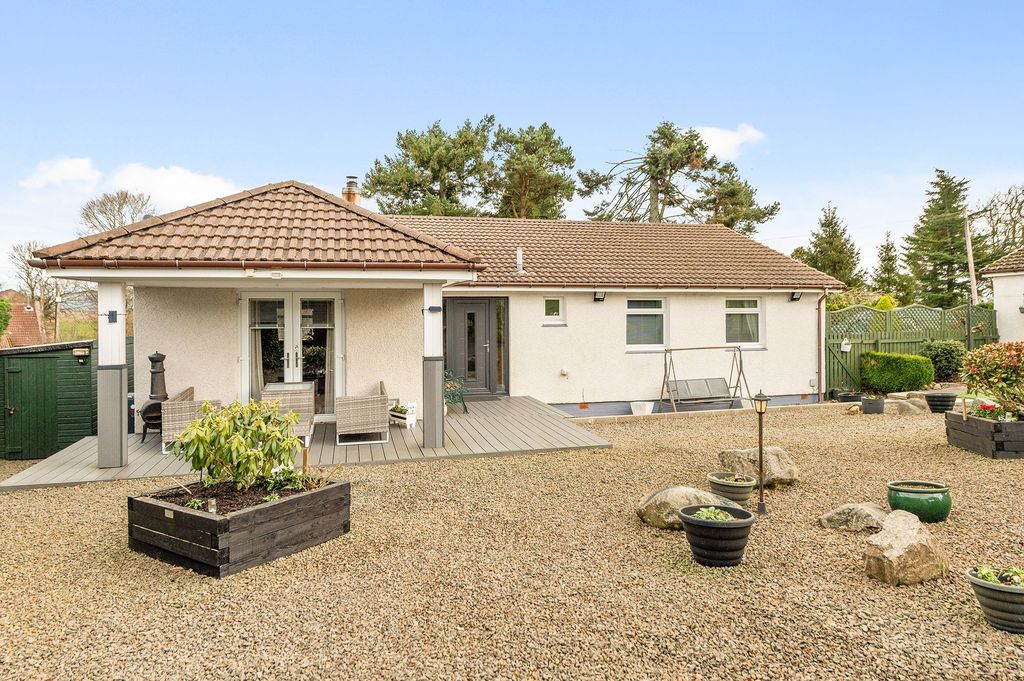 Property photo 1 of 24