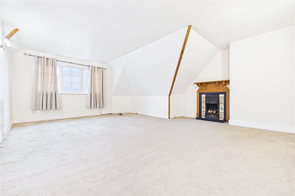 Property photo 2 of 16 Living Room