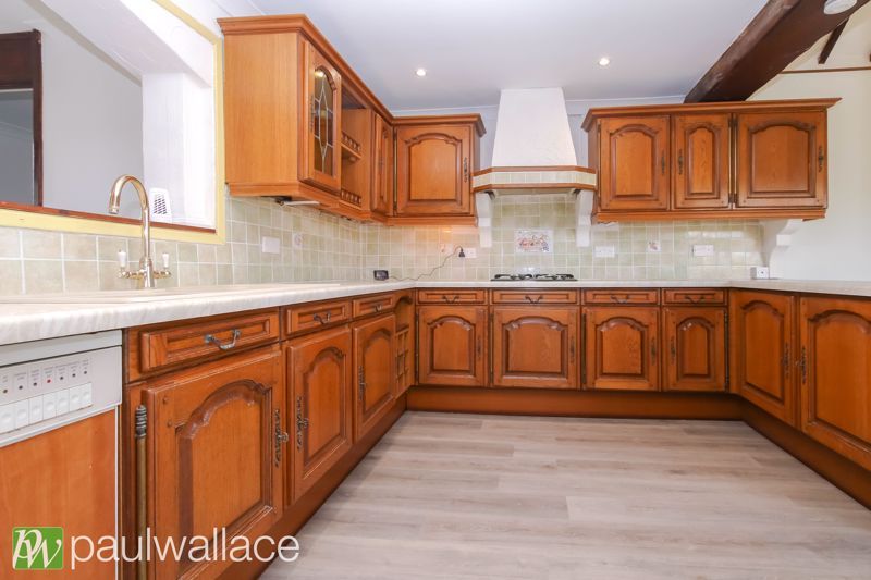 Property photo 3 of 15 Kitchen