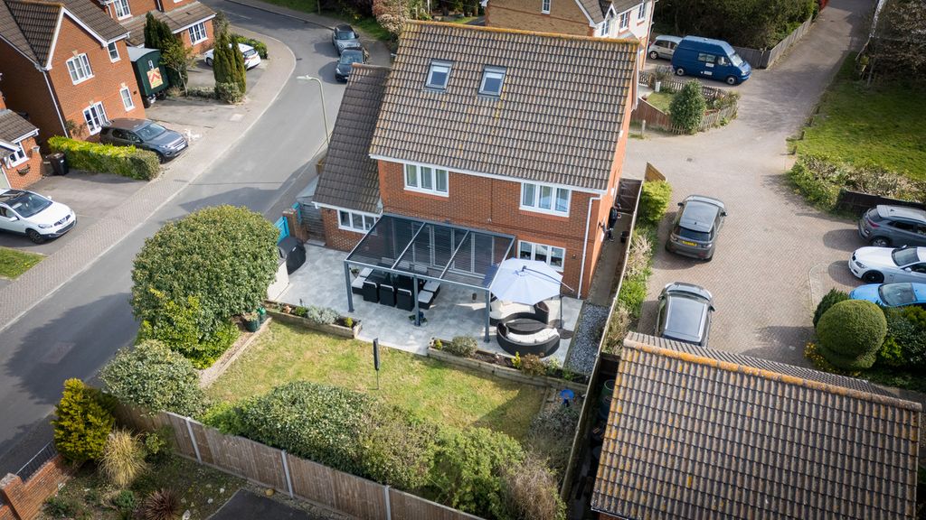 Property photo 3 of 29
