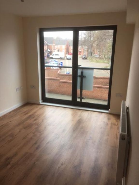 Property photo 2 of 8